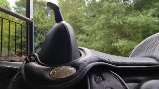 Hilason Synthetic Treeless western saddle review [upl. by Meeharb899]