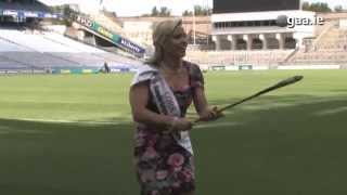 Cork Camogie star Anna Geary shows her Freestyle Hurling Skills [upl. by Anitroc]