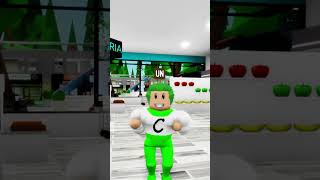 RAGAZZO POVERO RISCHIA ALLA LOTTERIA SU ROBLOX 😱 roblox [upl. by Matilda534]