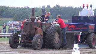 Lanz Bulldog  Edewecht 2011 Tractor Pulling [upl. by Hewitt]