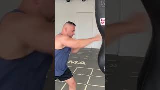 Boxen ohne Boxhandschuh fitness workout gym fitnessmotivation health healthylifestyle f [upl. by Mikey]