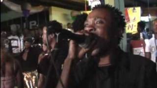 Koffi Olomide amp Quartier Latin live vocaux BEK 2 [upl. by Odraleba772]