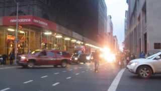 Les pompiers de New York en pleine action [upl. by Oiraved]