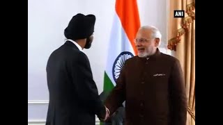 PM Narendra Modi meets MasterCard CEO Ajay Banga in New York [upl. by Anier]