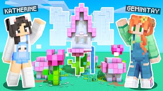 💜Minecraft FAIRY Build Battle vs GEMINITAY [upl. by Wilow]