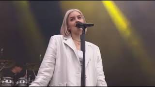 Anne Marie 2002  Live at The Isle of Wight Festival [upl. by Nav64]