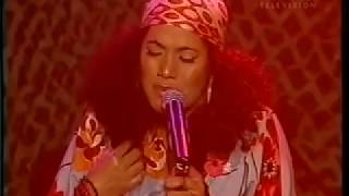 BettyAnne Monga  Feel Like A Natural Woman live 2007 [upl. by Sophi758]