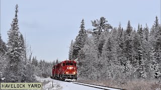 Train H06 Dashing Through the Snow [upl. by Nylinnej]