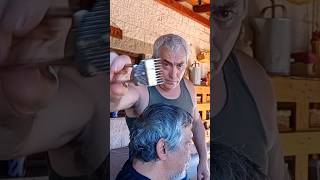 Así se cortaba el pelo antiguamente ✂️💈 Máquina corta pelo manual ✂️💈 Le corto el pelo a mi hermano [upl. by Anastase]