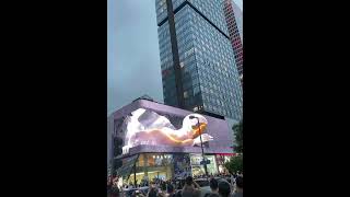 Giant Outdoor Naked Eye 3D LED Screen at Sino Ocean Taikoo Li Chengdu ▏hitibet4fun com [upl. by Aifos]