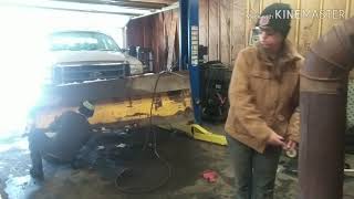 Replacing snow plow blade cutting edge bolts [upl. by Abla]