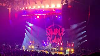 Simple Plan  Perfect  Pine Knob Music Theatre  Clarkston MI  9724 [upl. by Kcirredal372]