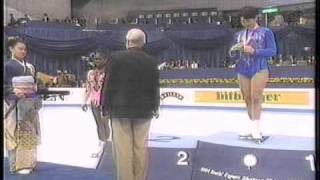 Medal Awards Ceremony  1994 World Figure Skating Championships Ladies Free Skate [upl. by Frodina912]