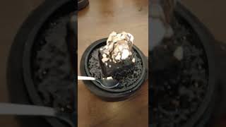 sizzling sizzlerrecipe sizzlericecreambrownie icecreamyoutubeviralshorts [upl. by Bail804]