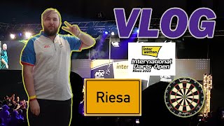 So COOL wie mein erstes Darts LiveTurnier PDC International Darts Open VLOG [upl. by Aciram282]