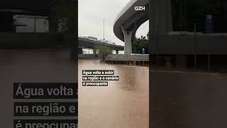 Área da Rodoviária de Porto Alegre volta a ficar alagada após nova pancada de chuva [upl. by Anirbys]