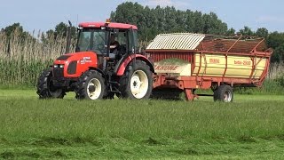 Zetor Promixa 6441 Special met Krone Turbo2500 amp Agromet cyclomaaier [upl. by Dulcine]