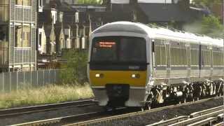 Chiltern Railways 165033  165008 Passing Dollis Hill [upl. by Abercromby]