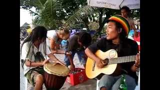 This man is awesome Bali Semyniak Reggae N°1 [upl. by Cynthy]