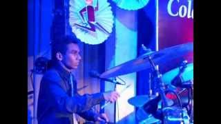 Saliya Uduwella rapping while playing drums at Nalanda College Colours Night 20122011 [upl. by Aeel]