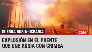 EXPLOSIÓN en el PUENTE que une RUSIA con CRIMEA [upl. by Nnaylloh359]