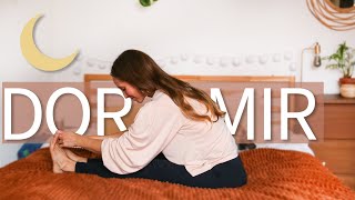 Yoga en la CAMA para DORMIR 15 min ✨ [upl. by Eniak]