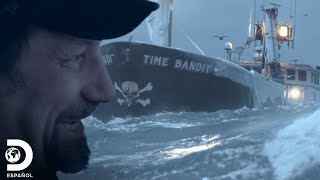 El Time Bandit pesca 500 cangrejos por jaula  Pesca Mortal  Discovery en Español [upl. by Fransis]