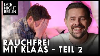 Klaas testet Mitarbeiter Leon  kann er der Verführung widerstehen  Late Night Berlin [upl. by Annovahs]