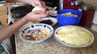 Como hacer pupusas Salvadoreñas [upl. by Nolitta392]