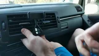 Mercedes B class Vents and Radio removal DIY [upl. by Adnwahsal26]