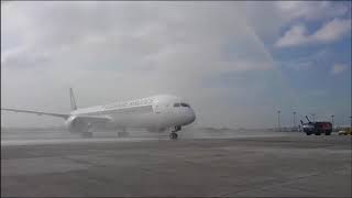 Singapore Airlines Boeing 7871000 arrival 2018 [upl. by Emolas127]