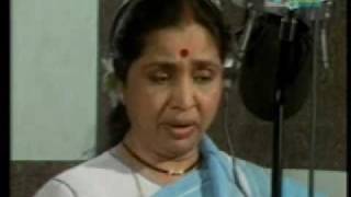 Asha Bhosle  Marathi Live  jiwalaga kadhi re yeshil too [upl. by Missy]