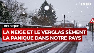 Belgique  la neige et le verglas sèment la panique  RTBF Info [upl. by Brufsky684]