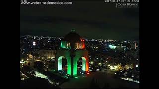 Terremoto 82 07092017 Alarma sísmica y luces en el cielo desde el Monumento de la Revolución [upl. by Inatirb]