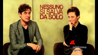 Scamarcio senza parole per il suo matrimonio [upl. by Ahsercul]