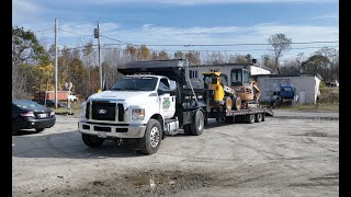 FORD F750 SUPER DUTY HAULING HEAVY [upl. by Adeys]