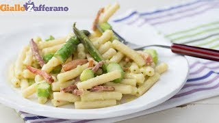 PASTA ASPARAGI E PANCETTA  Ricetta in 1 minuto [upl. by Anirdnaxela]