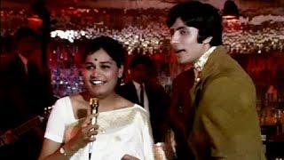 Listen To The Pouring Rain  Amitabh Bachchan amp Aruna Irani  Bombay To Goa [upl. by Malo]