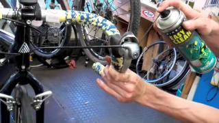 MOTOREX  EASY CLEAN  GREASE SPRAY  REVIVING A DEAD BICYCLE SHIFTER [upl. by Aneras]