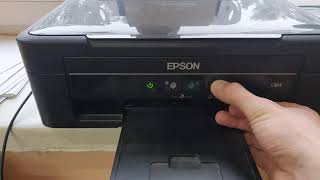 Cleaning the print head EPSON L364 [upl. by Redmond]