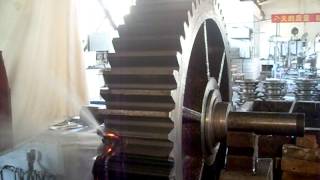 Dia 2m gear induction hardening heating process [upl. by Eehsar]