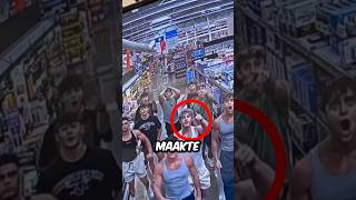 Groep Gespierde Mannen In De Supermarkt😂💪🏻 devindfitIG [upl. by Polk]