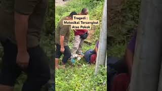 Tragedi  Motosikal Tersangkut Atas Pokok kemalangan motosikal ataspokok [upl. by Sanferd]