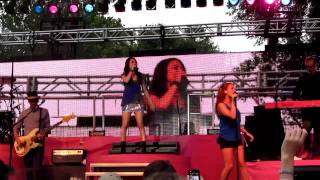 Miranda Cosgrove  quotLeave It All To Mequot  Live HD 2011  Binghamton NY [upl. by Vani407]