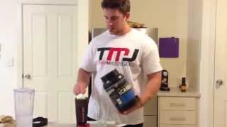 How to Mix Smooth Clump Free Casein Protein Powder Before Bed  MassiveJoescom 100 Gold Standard [upl. by Haet]