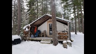 THE TENT DEER CAMP 2020 Second Weekend Snow Cold Wind and Wolves [upl. by Goldshlag]