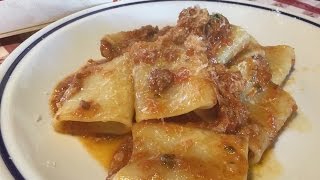 Paccheri con ragù di maiale Da quotA Napoli si mangia cosìquot [upl. by Anivlis303]