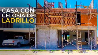 CASA CON CELOSÍA DE LADRILLO  OBRAS AJENAS [upl. by Nyberg824]