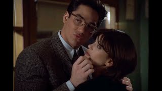 Lois and Clark HD Clip Clark calls Lois quothoneyquot [upl. by Kirre]