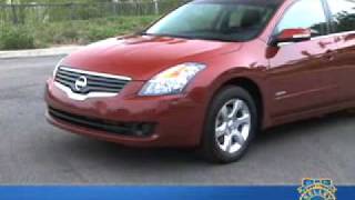 2008 Nissan Altima Hybrid Review  Kelley Blue Book [upl. by January]